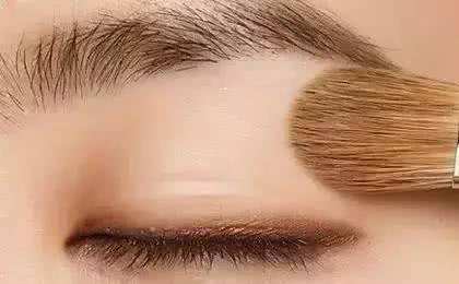 眼皮抽脂多少錢?