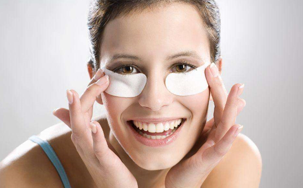 重慶去魚尾紋的價格多少？