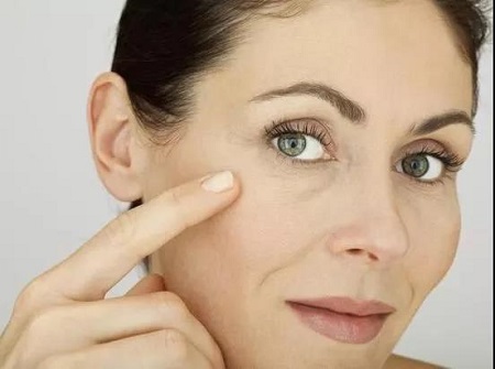 除皺分年齡段嗎?不同年齡段的除皺方法,快來查看→