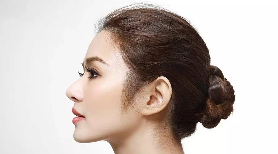 隆鼻手術一般花費是多少?