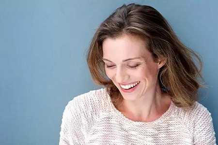 假如年齡可以撒謊,那必然是除皺美容的作用!