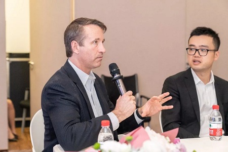 重慶美萊&美國(guó)強(qiáng)生全*戰(zhàn)略升級(jí)合作,聯(lián)合打造12星座維密胸模