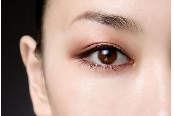 割雙眼皮多少錢(qián)合適