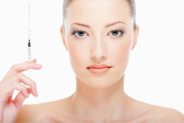 image <a href='/hz/' target='_blank'><u>杭州美萊</u></a>醫院玻尿酸隆鼻的費用大概是多少